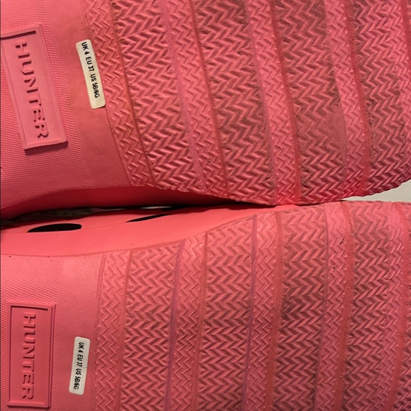 Hunter x Mickey Mouse Rain Boots | Big Kids US 5 | Pink - Picture 7 of 7